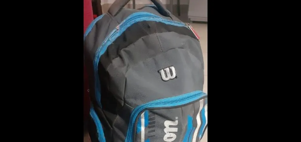 Gran gesto: encontró una mochila e hizo todo para devolverla