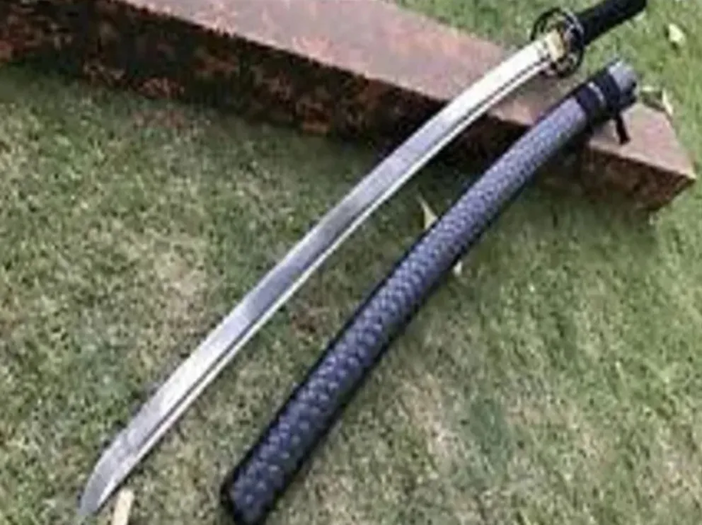 Brutal doble femicidio: un hombre habría asesinado a su madre y a su hermana con un sable