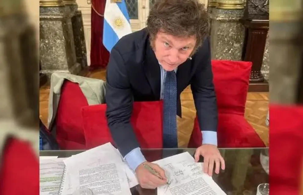 Milei denuncia a diputados traidores y advierte sobre las elecciones 2025