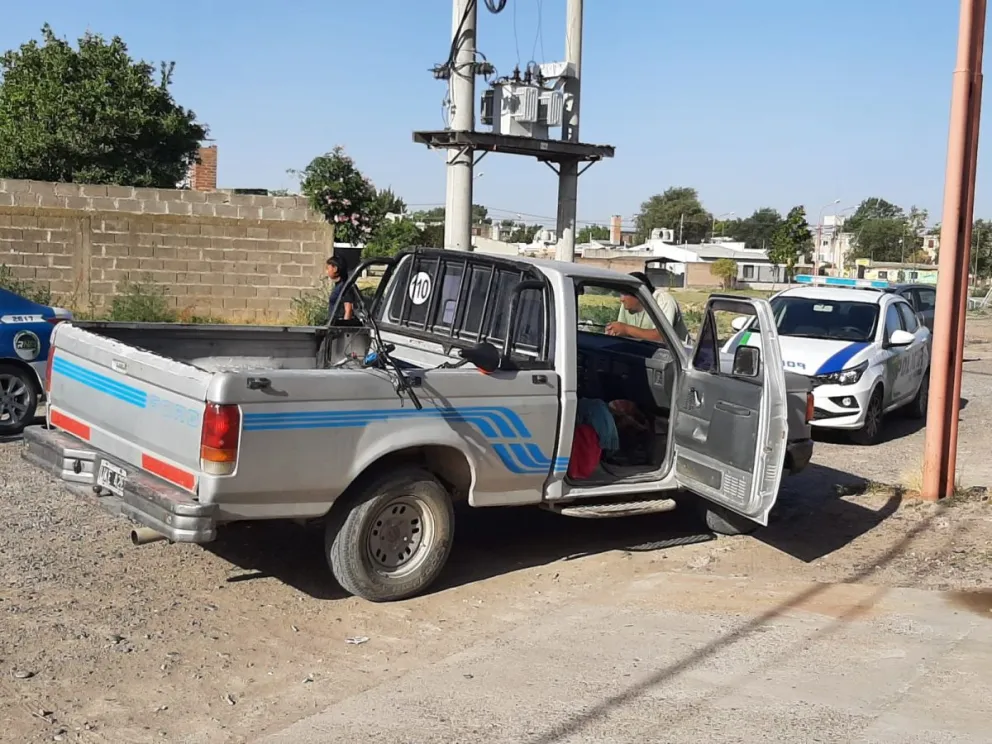 Realizaban maniobras peligrosas, los interceptó la policía y estaban ebrios