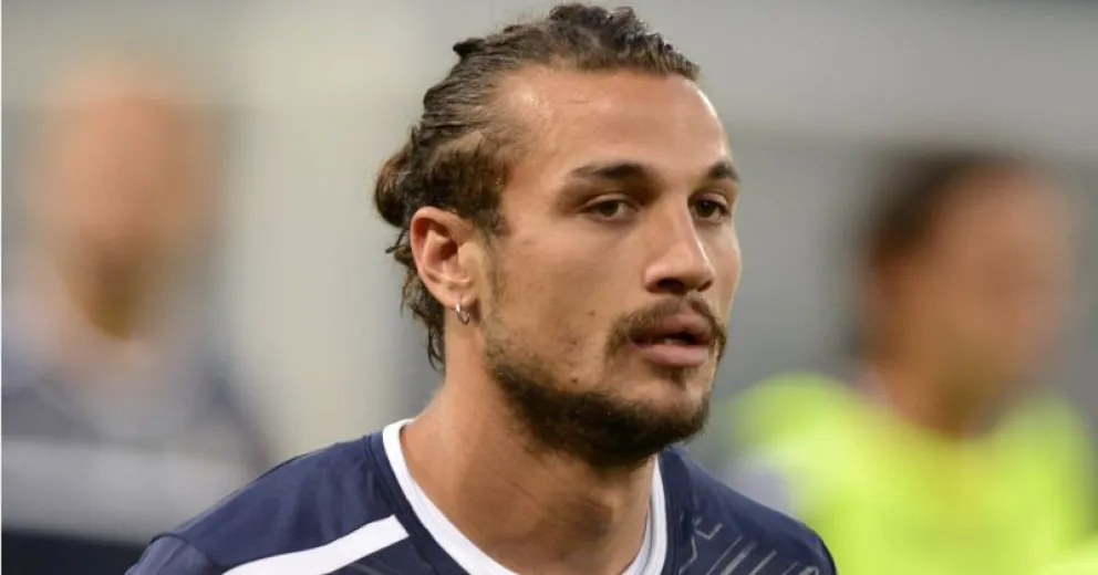 Escándalo: Daniel Osvaldo protagoniza un nuevo gesto polémico