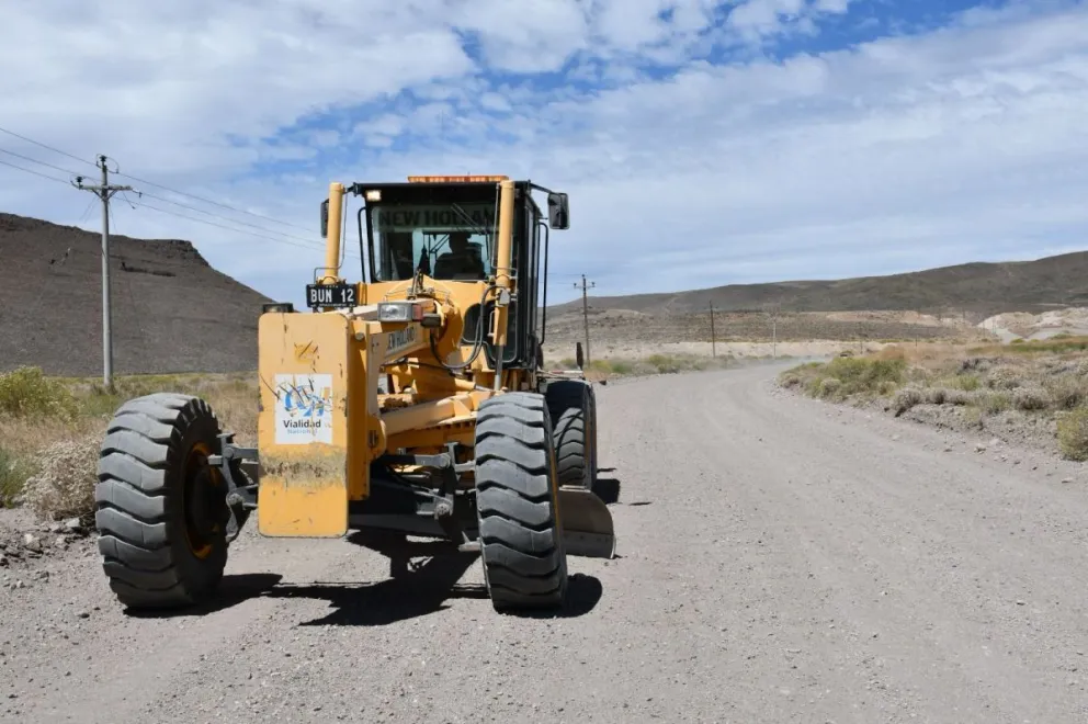 Vialidad Nacional está trabajando en la reparación de la ruta Nacional 23, y pide precaución a los conductores 