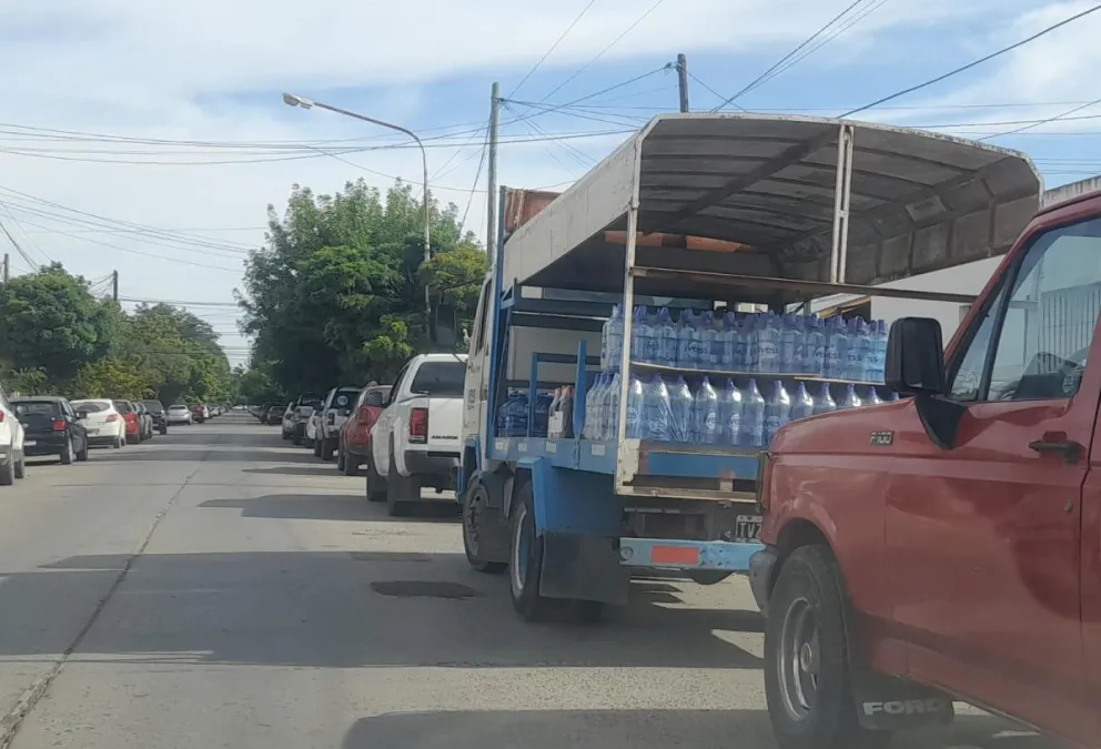 Desde los soderos hasta los kiosqueros deben contar con un carnet