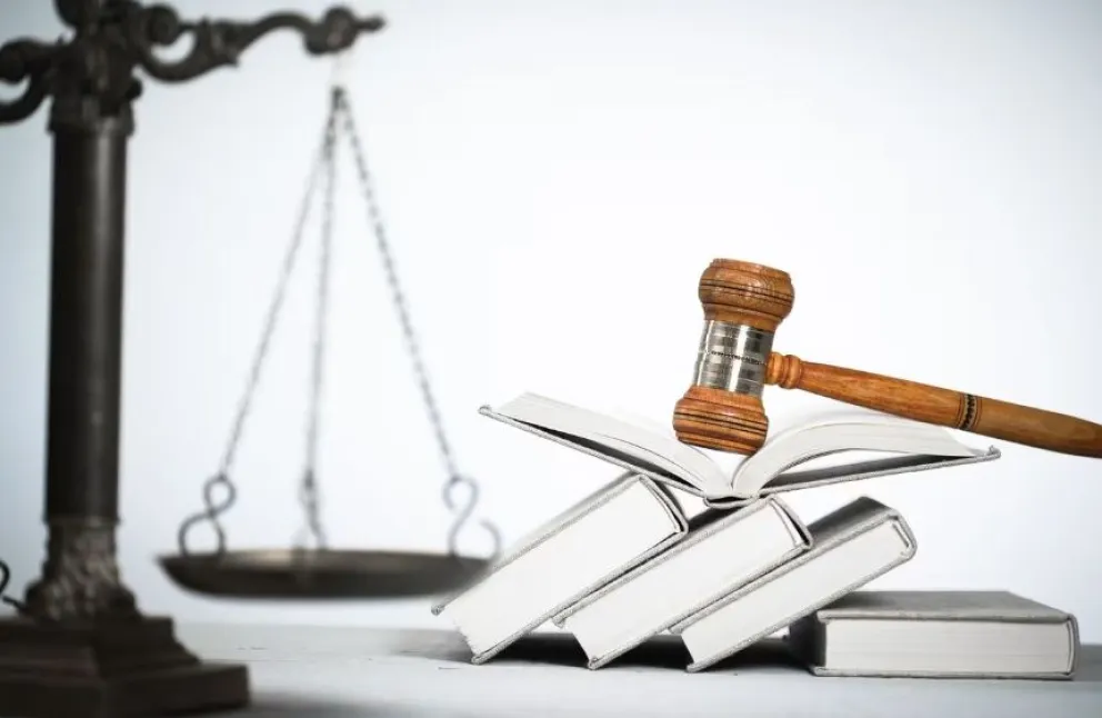 La denuncia fue formulada por un progenitor pero la sentencia recayó entre todos los adultos.