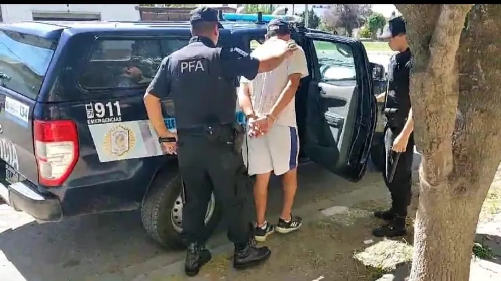 Detienen a un sujeto que era buscado en Viedma por hurto