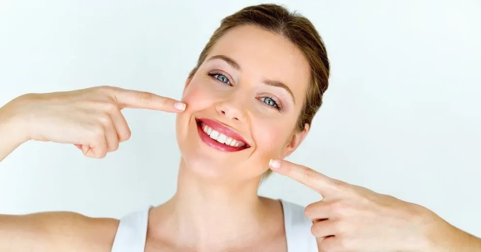 Cuidado dental: Tips para eliminar el sarro de tus dientes