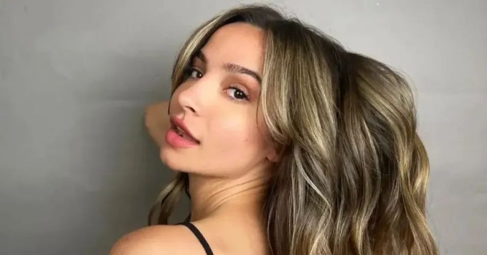 Brenda Asnicar rinde tributo a Patito Feo con su nueva canción