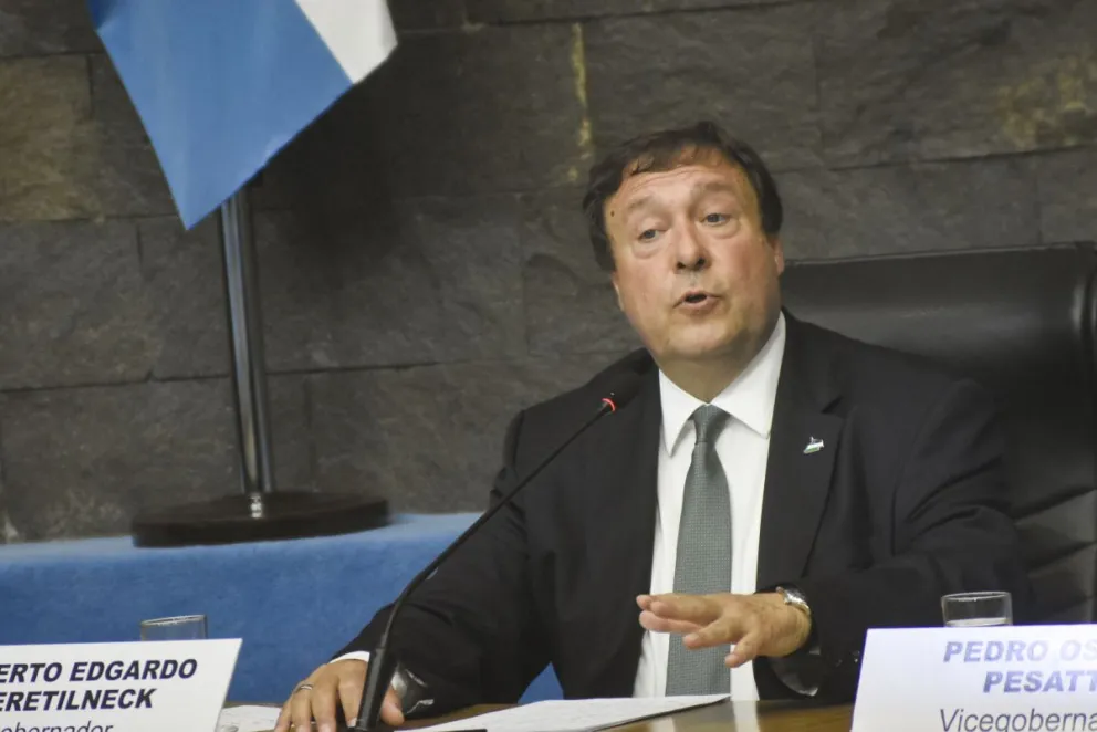 Weretilneck: "Tenemos el mejor salario docente del país, no hay derecho de dejar a nuestros chicos sin clases y sin comer"