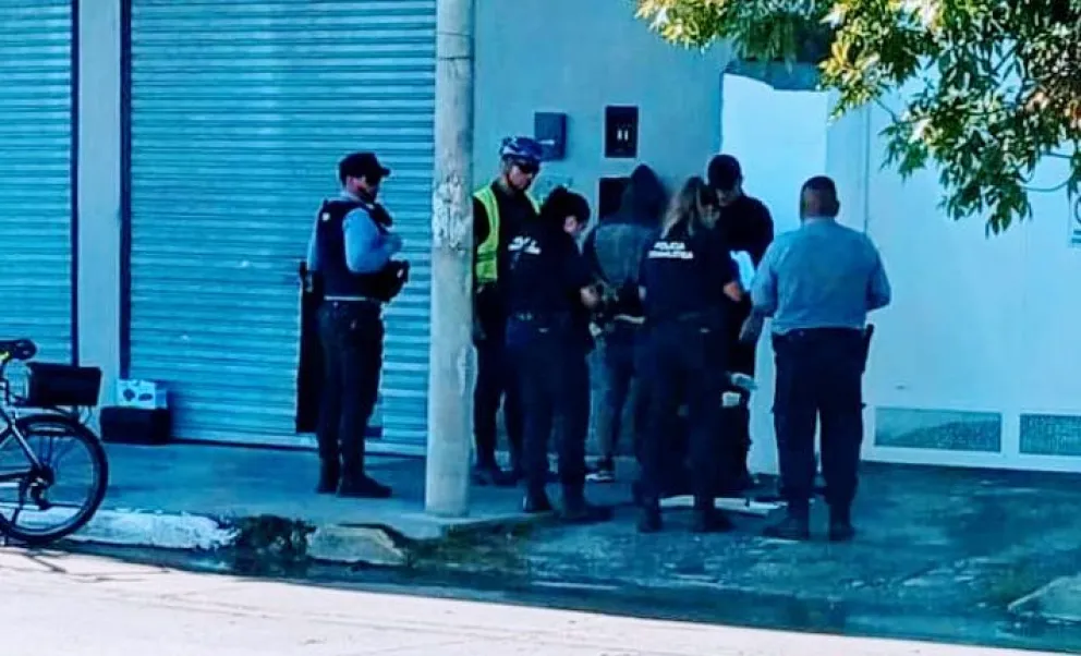 Atraparon a un bandido que andaba armado en el centro de Viedma