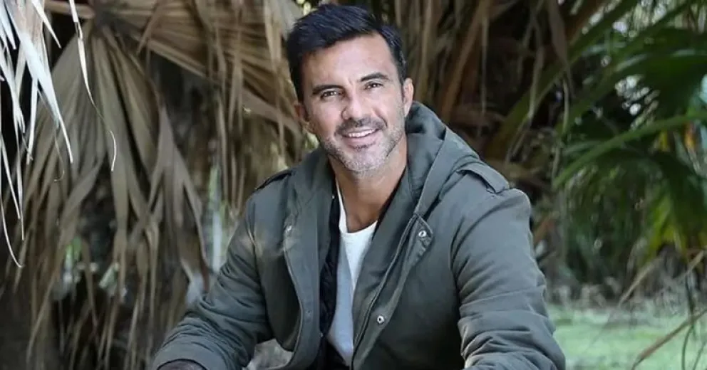 Fabián Cubero busca cambiar su icónica voz con tratamiento especializado