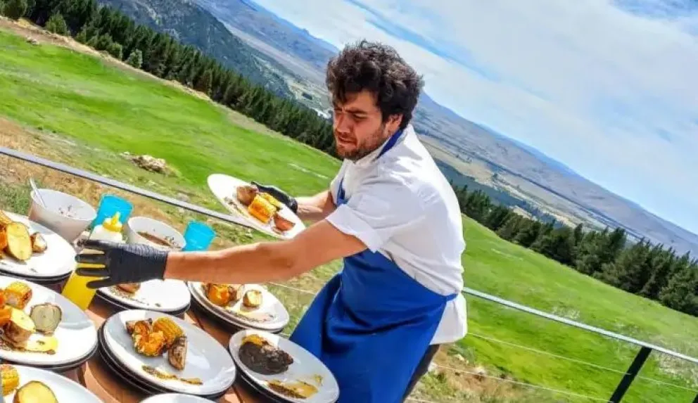 Gonzalo Ramírez: el chef viedmense que se luce en la cordillera