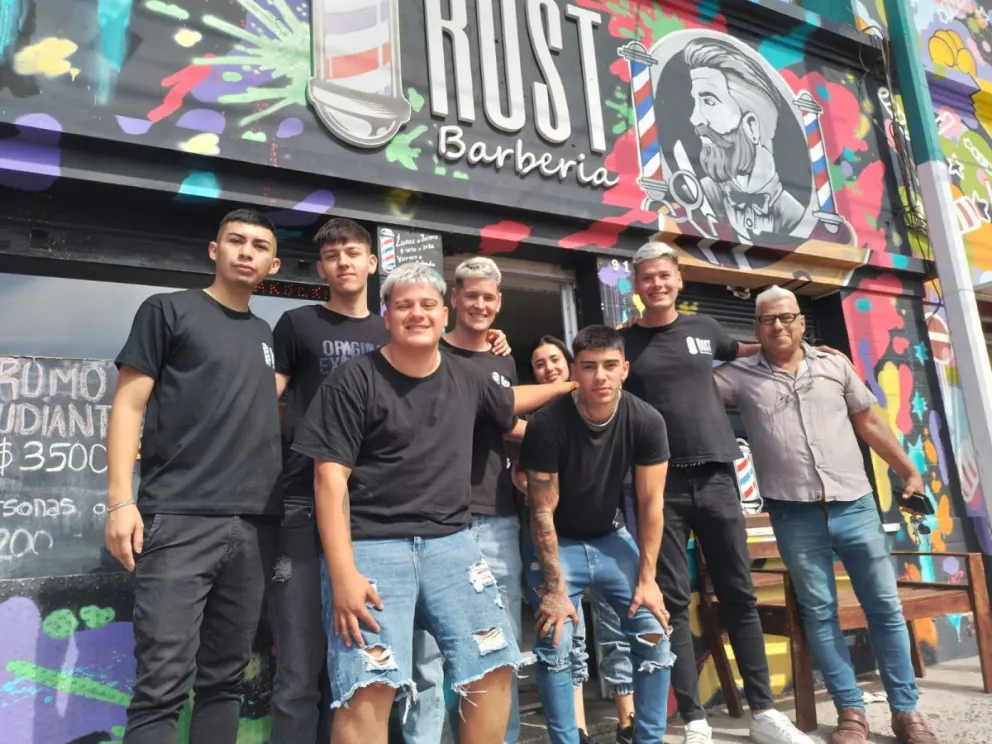 Los hermanos Rost realizarán una movida solidaria y harán cortes de pelo gratis 