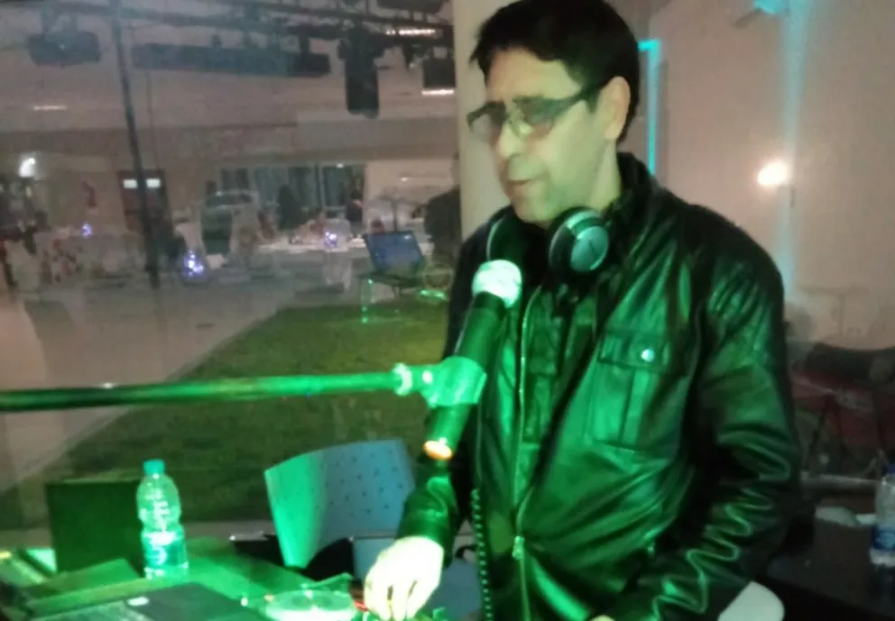 La Comarca sufrió un golpe al corazón: murió el conocido DJ "Pincho" Castellanos
