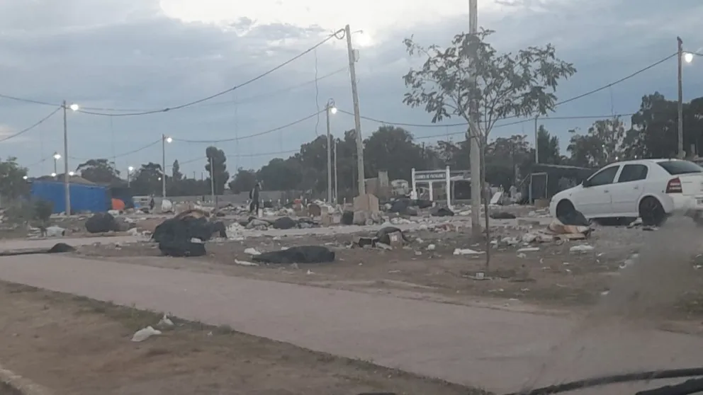 Una foto demostró la poca conciencia a la hora de tirar la basura