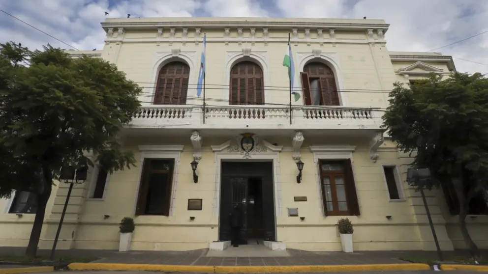 Provincia busca contrarrestar el daño de las medidas económicas de Milei