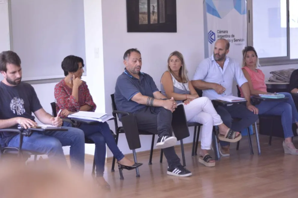 Lemos expresó su preocupación por la situación del comercio