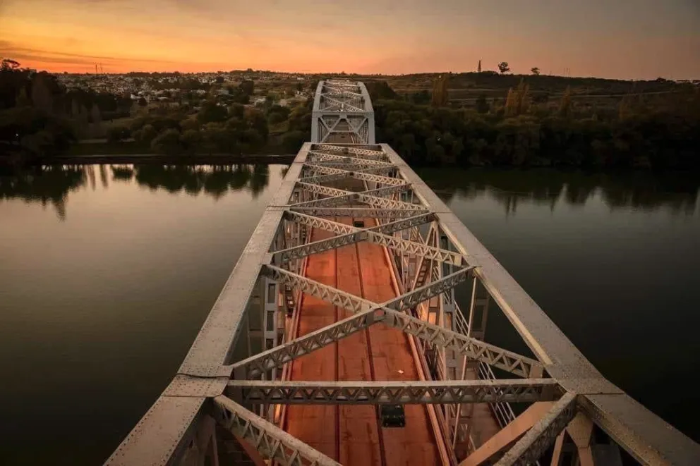 El Puente Viejo estará cortado este viernes 15 por la presentación del TC: en qué horario
