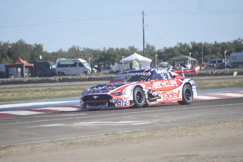 El Turismo Carretera sigue con los motores encendidos en Viedma: el cronograma de hoy