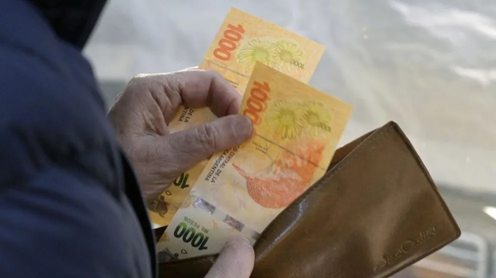 Trabajadores formales: los ingresos promedio están por debajo de la línea de pobreza