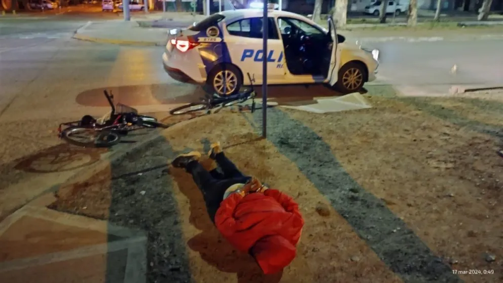 Se les cortó la tela y los “hombres araña” cayeron presos