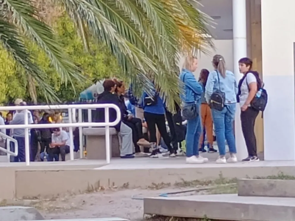 Tristeza y cadena de oración por el niño accidentado en la ruta 250