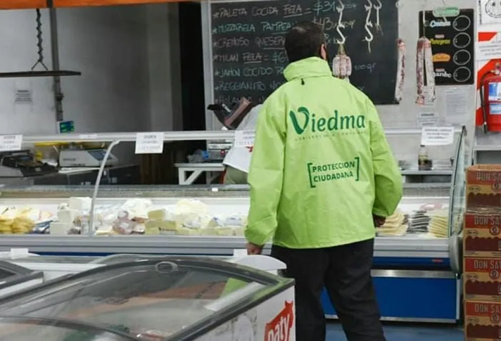 Los inspectores municipales tienen a los comerciantes entre ceja y ceja 