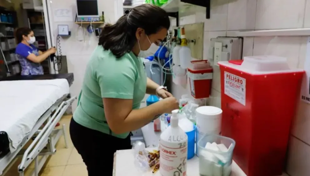 Aseguran que enfermeros tendrán hasta un 60% de aumento