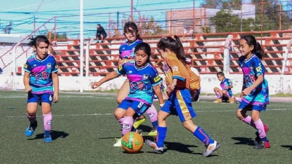 Cuenta regresiva para el inicio de la tercera edición del Mundialito Femenino