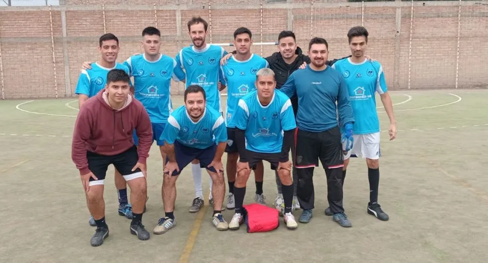 En medio de una frenética lluvia, comenzó el Torneo de Prensa 2024