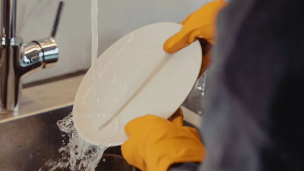 2 de cada 3 mujeres afirman que la carga mental de las tareas domésticas recae siempre sobre ellas