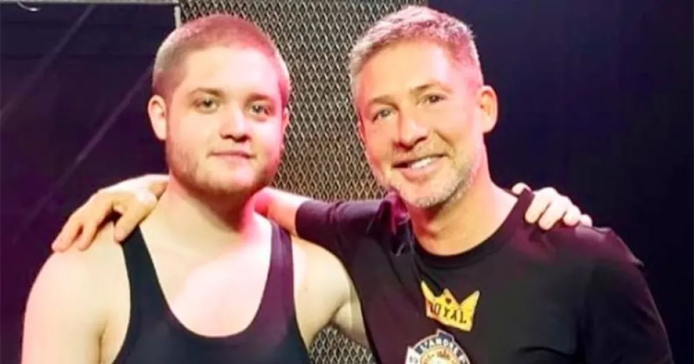 La valiente pelea de Adrián Suar contra una manada de monos en África junto a Toto Kirzner