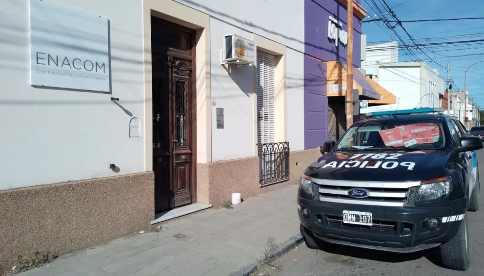 Discreta vigilancia de la Federal en el ENACOM 