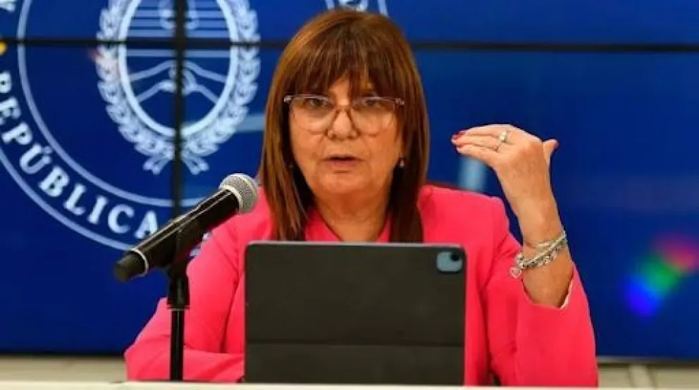Bullrich confirmó que enviarán gendarmes a la embajada argentina en Venezuela: el motivo