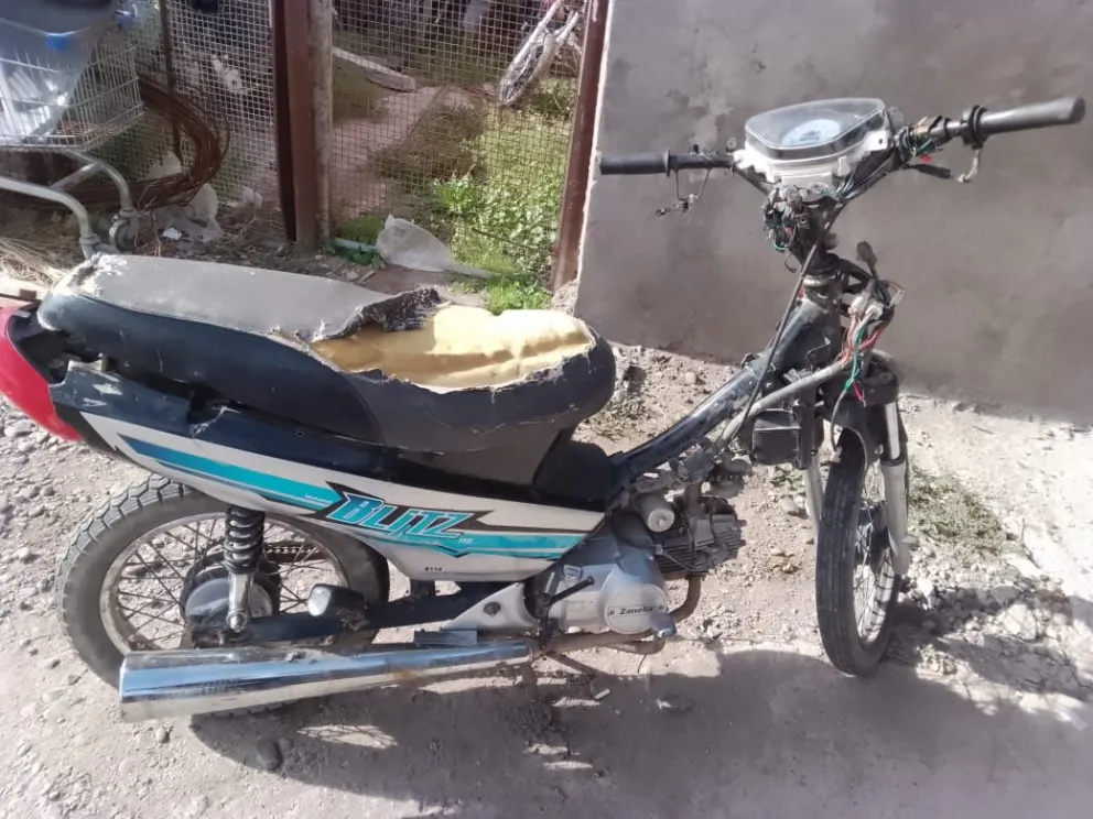 Recuperan moto sustraída en Viedma