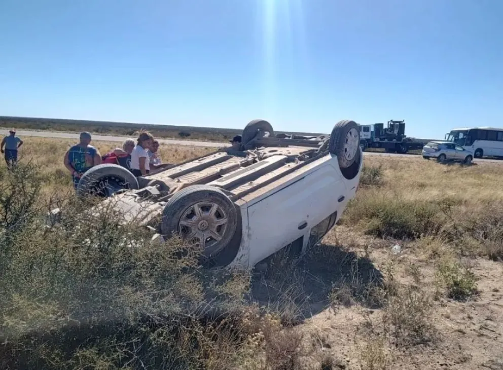 Un vuelco encendió las alarmas de otro accidente en el “finde” extra largo