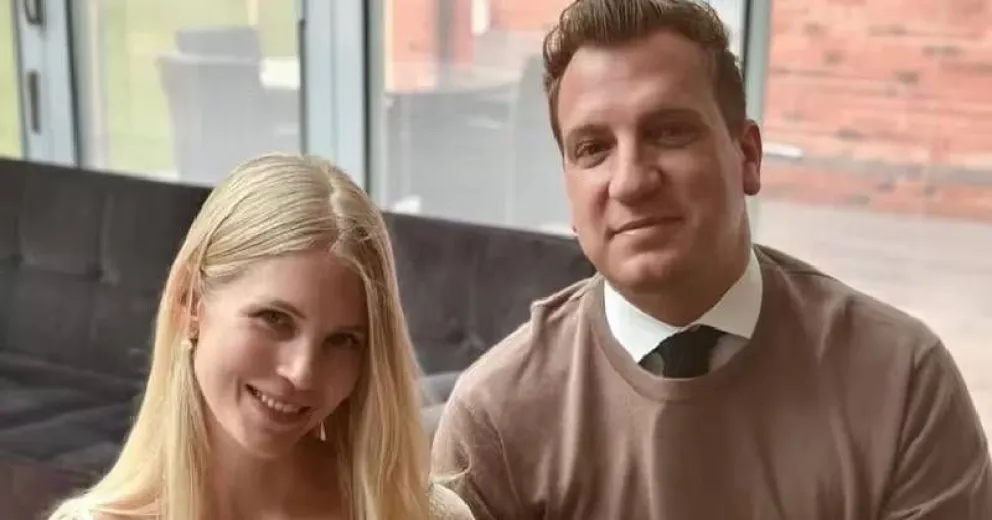 Maxi López y Daniela Christiansson revelan por primera vez el rostro de su hija Elle