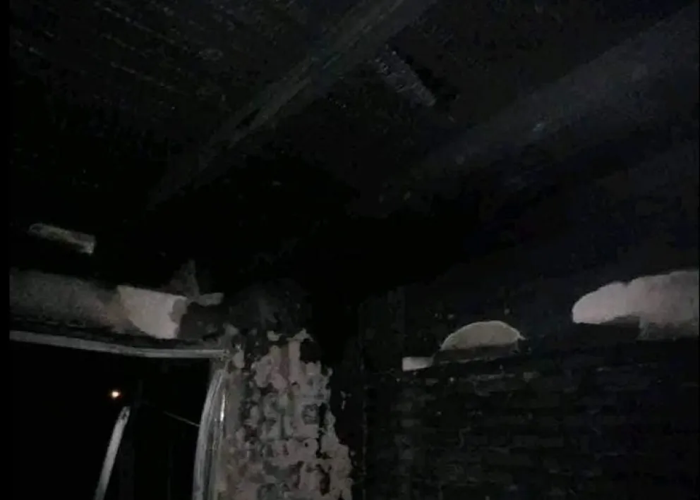 El fuego destruyó una vivienda en el 30 de Marzo