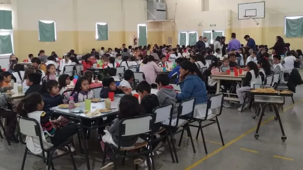Los servicios de alimentación escolar abastecen a estudiantes en toda la provincia de Río Negro