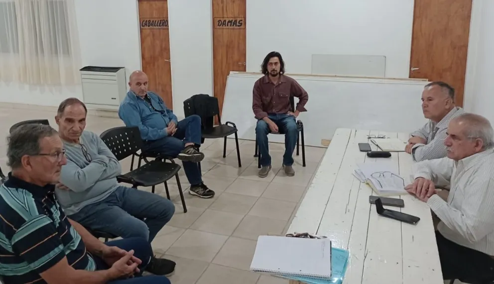 Dirigentes vecinales plantearon necesidades barriales al Intendente 