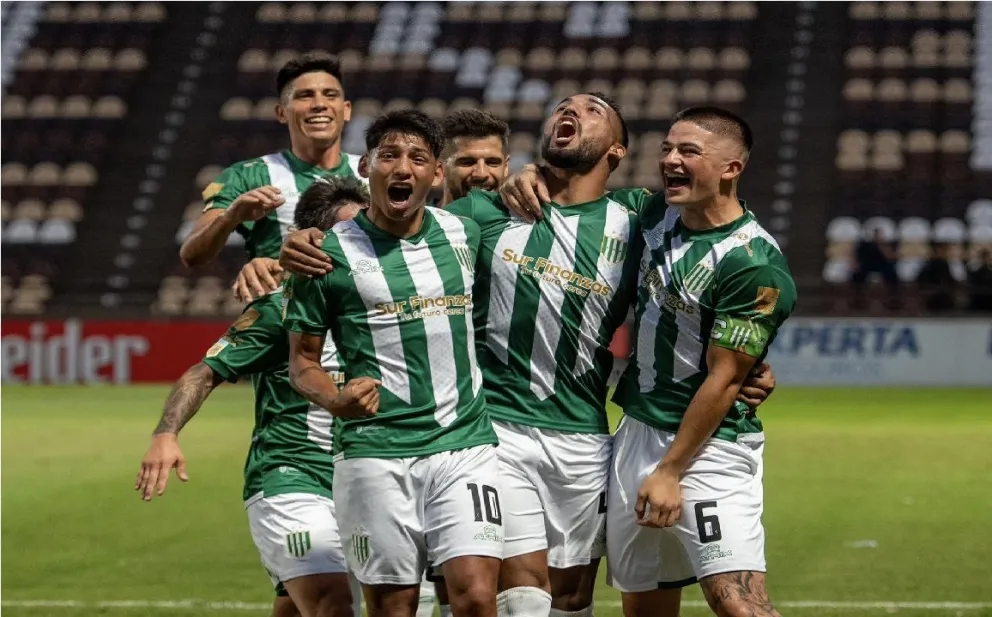 Otro tanto para Sepúlveda: el viedmense anotó en la goleada del “Taladro”