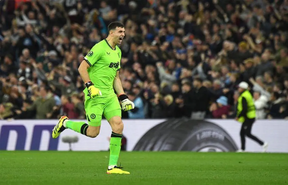 Victoria e ilusión para el Aston Villa de Emiliano Martínez