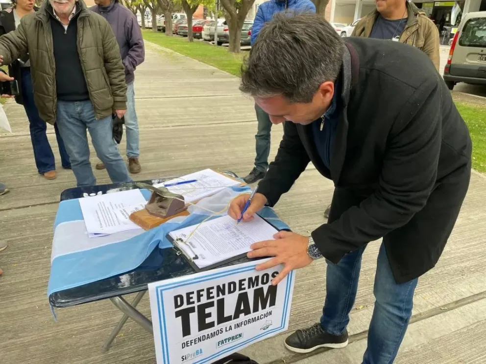 Marcos Castro brindó apoyo a los trabajadores de Telam Viedma