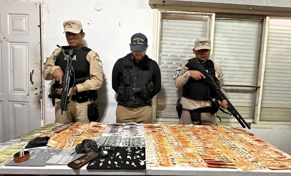 Prefectura allanó una vivienda, incautó cocaína, marihuana y detuvo a un hombre