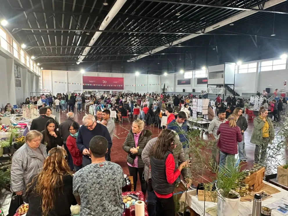 La Feria de la Economía Social y Solidaria de la UNRN fue un éxito y se hará mensualmente
