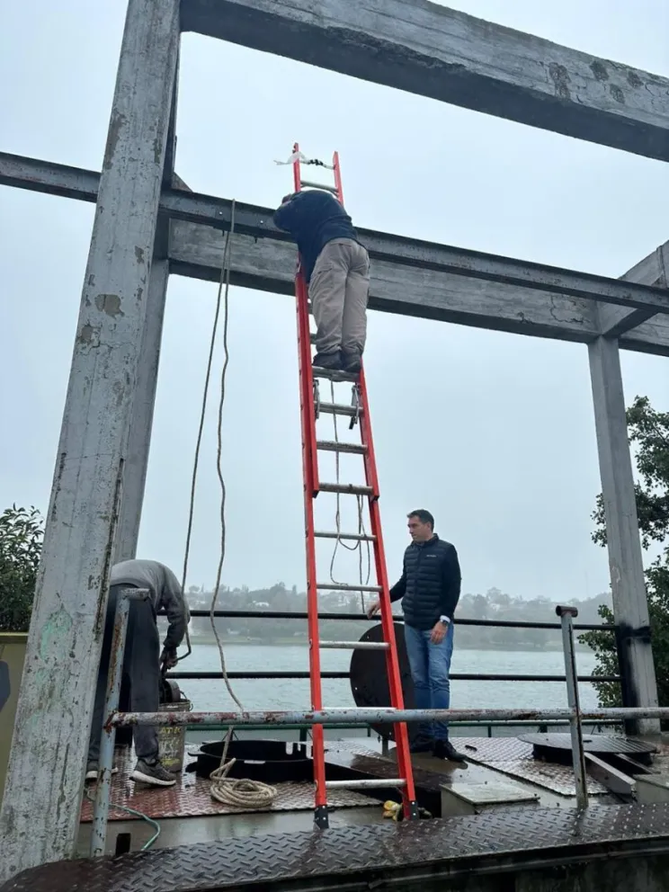 Castro supervisó los operativos de prevención ante la alerta por lluvias