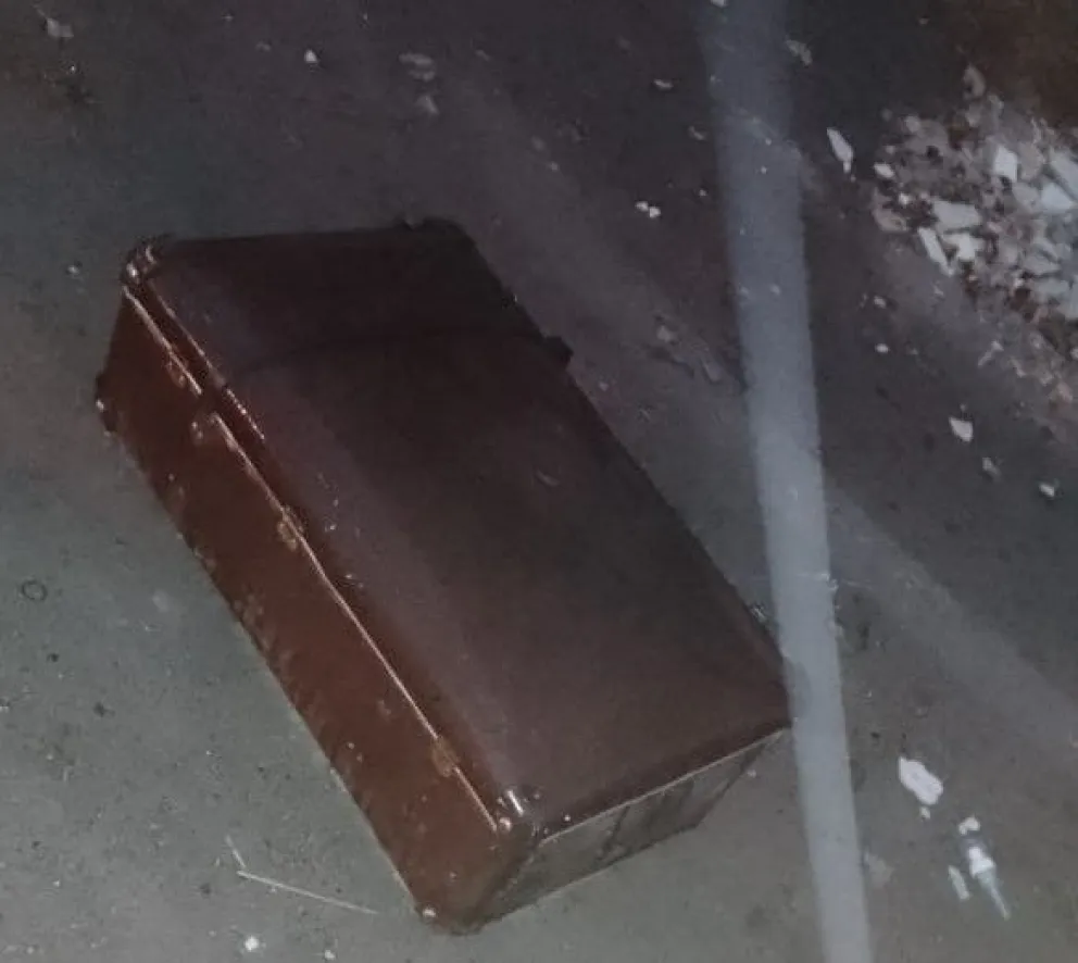 Una maleta tirada en la vereda generó suspenso, miedo y todo tipo de preguntas