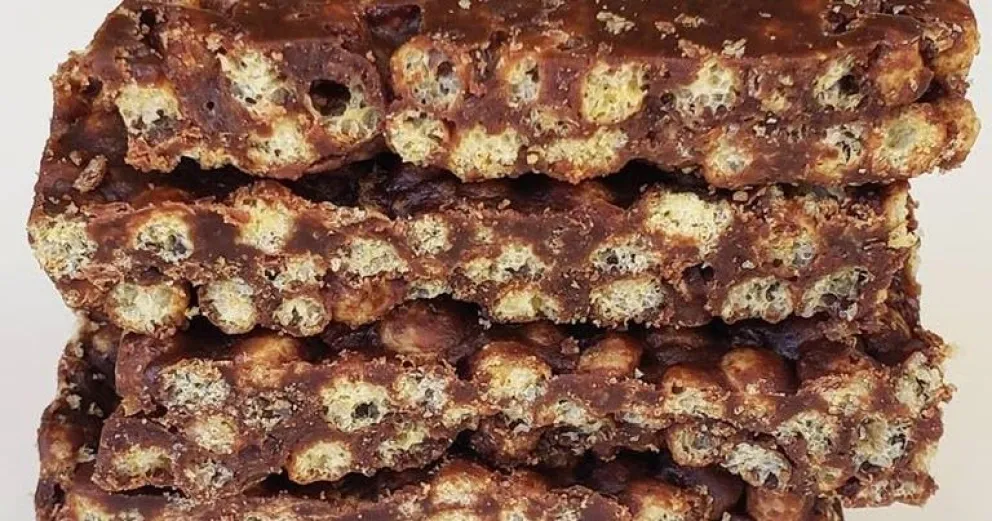 Cómo hacer bocaditos de chocolate con solo tres ingredientes