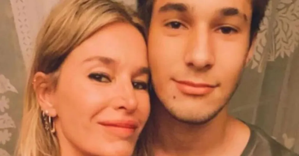 Salvador Camisani sigue los pasos de su madre, Dolores Barreiro, en el mundo de la moda