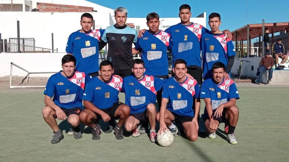 En una jornada llena de goleadas, se definieron las semis del Torneo de Prensa