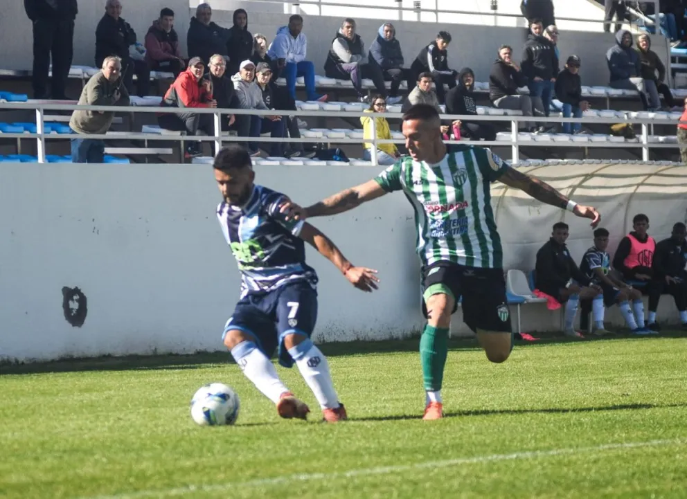 En una mañana de golazos, Sol de Mayo igualó con Germinal